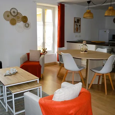 L'escapade - Les Pieds Dans L'eau A Luc