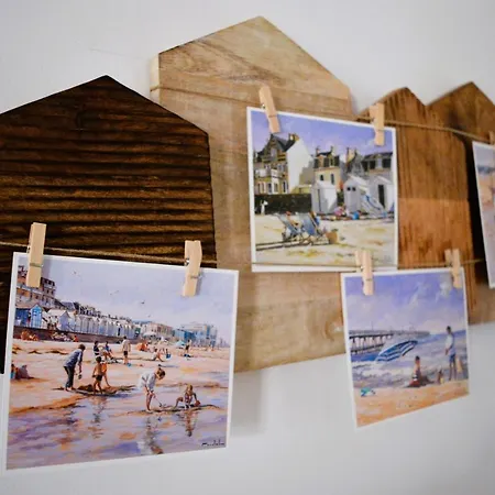 L'escapade - Les Pieds Dans L'eau A Luc *